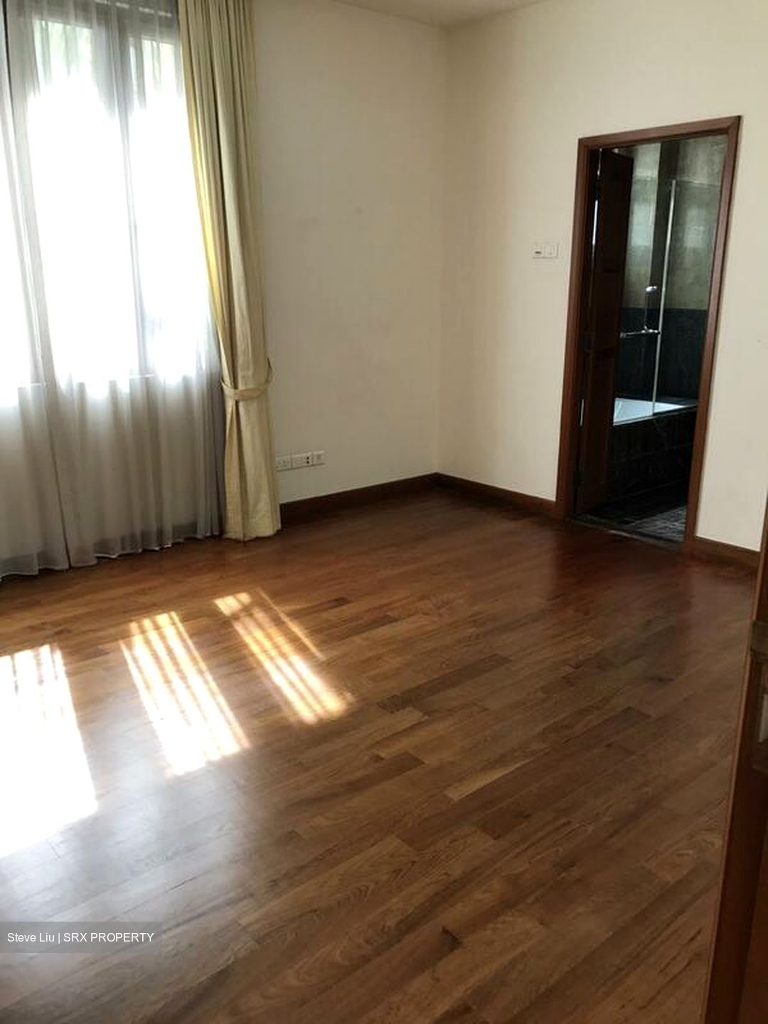 Holland Road (D10), Detached #498267271